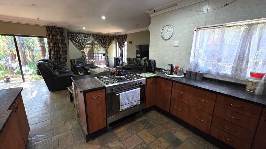3 Bedroom Property for Sale in Melodie North West